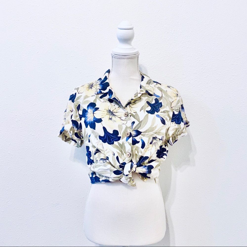 La Cabana Vtg Hawaiian Floral Button Down Shirt M